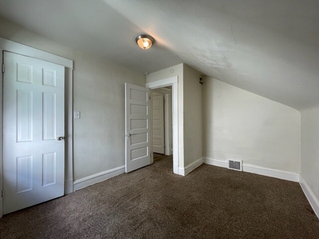 Building Photo - 3350 E 145th St