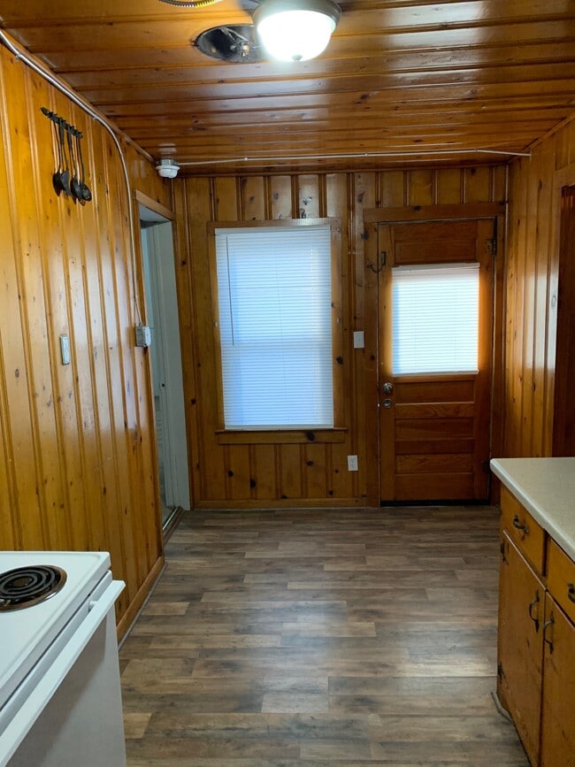 Foto del edificio - 411 E Harrison Ave