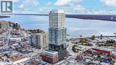 Building Photo - 39 Mary St