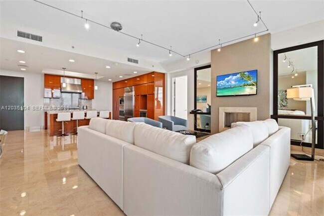 Foto del edificio - 9705 Collins Ave