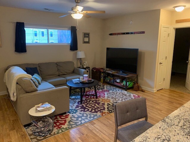 Building Photo - 309 Garrard St