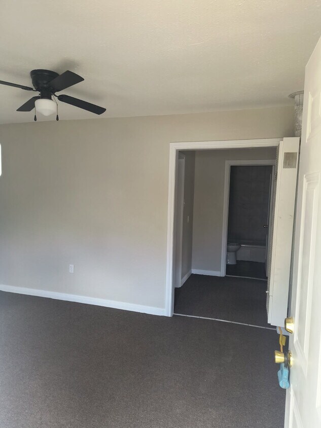 Foto principal - 1716 Wilson Ave