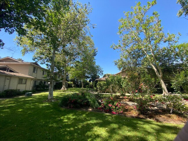 Foto del edificio - 1567 Ivycreek Cir