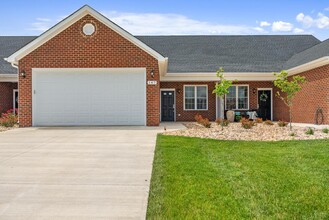 Building Photo - 177 Villa Oak Cir