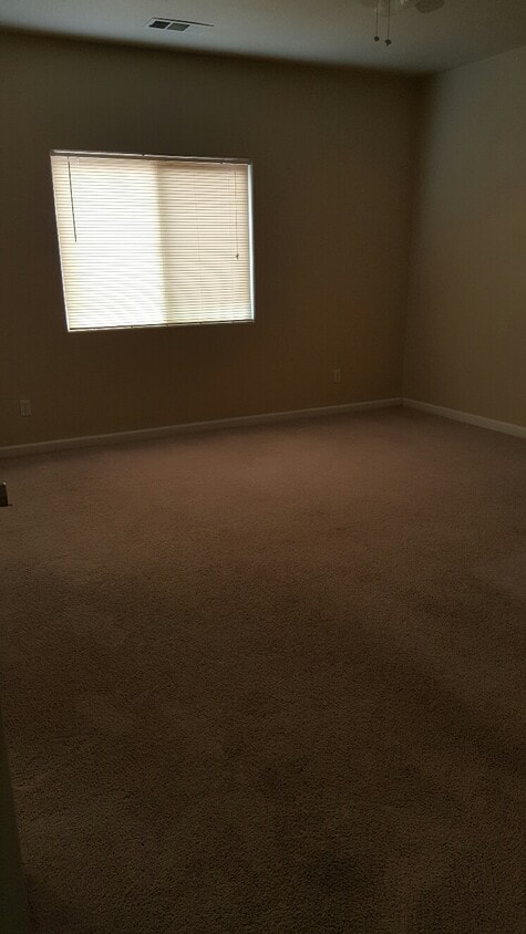 Bedroom - Tuolumne/Yosemite Duplex