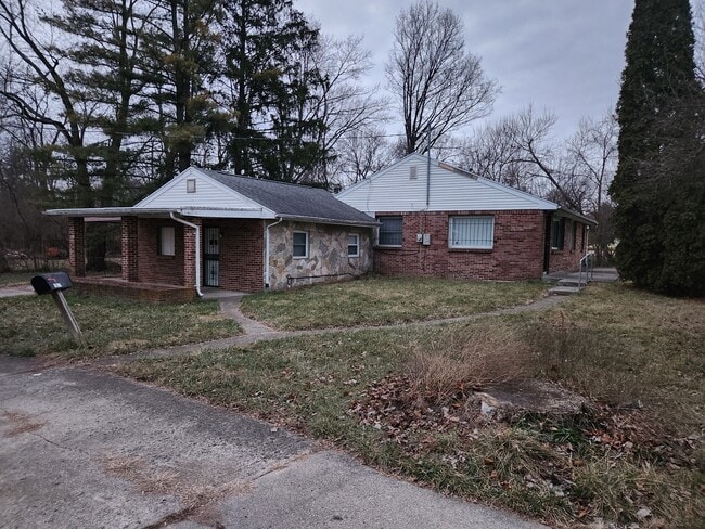 Building Photo - 4830 Free Pike