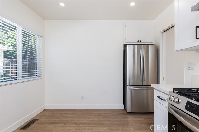 Foto del edificio - 247 E Laurel Ave