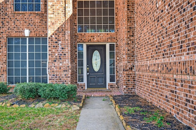 Foto del edificio - 23730 River Pl Dr