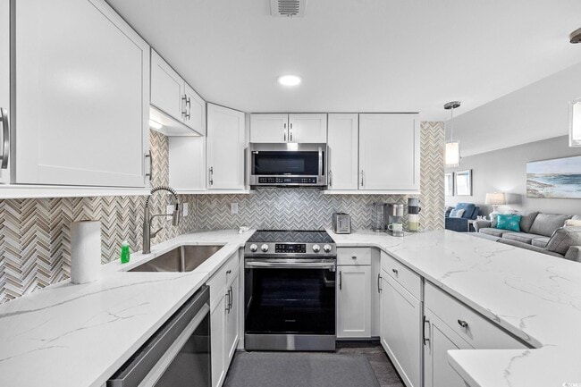 Building Photo - 941 S Ocean Blvd