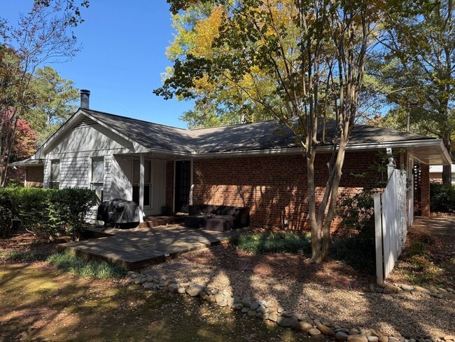 Building Photo - Cute Corner Lot University Heights Brick R...