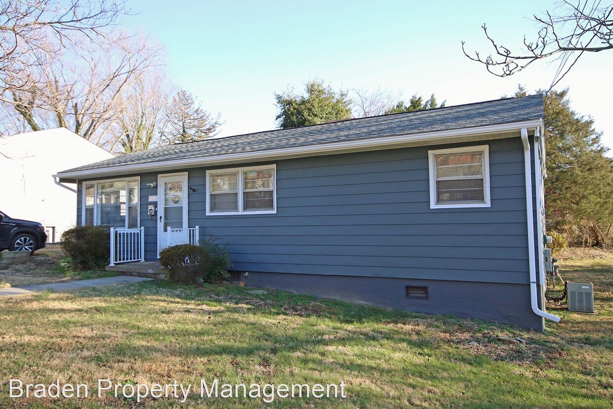 Primary Photo - 3 br, 1 bath House - 1010 King Street