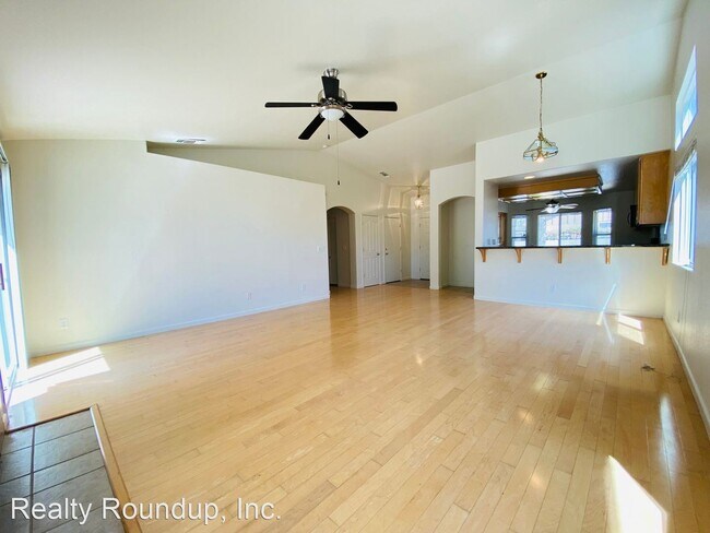 Foto del edificio - 3 br, 2 bath House - 6417 Livorno Way