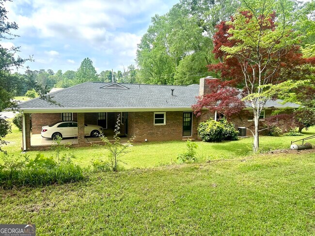 Foto del edificio - 1375 Zebulon Rd