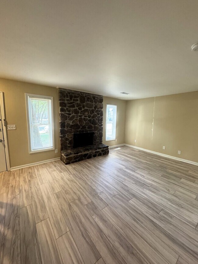 Foto del edificio - 9006 Mahogany Row SE