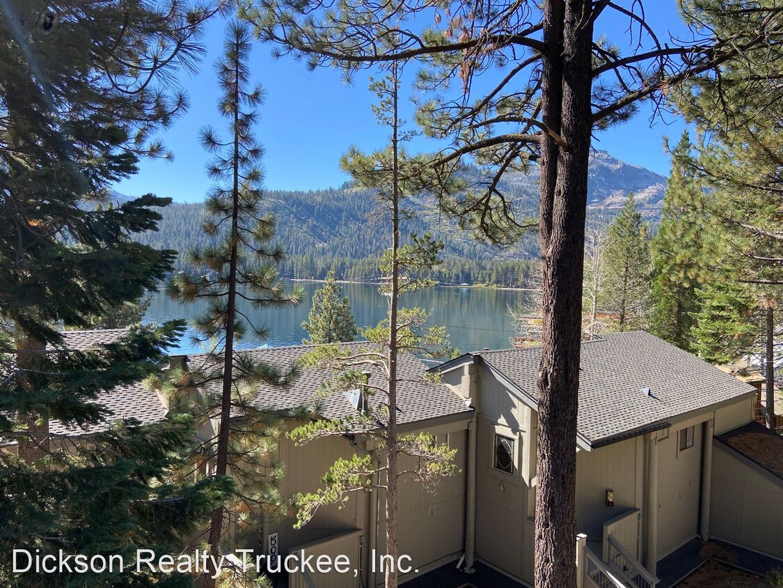 Foto principal - 2 br, 2.5 bath House - 15502 Donner Pass R...
