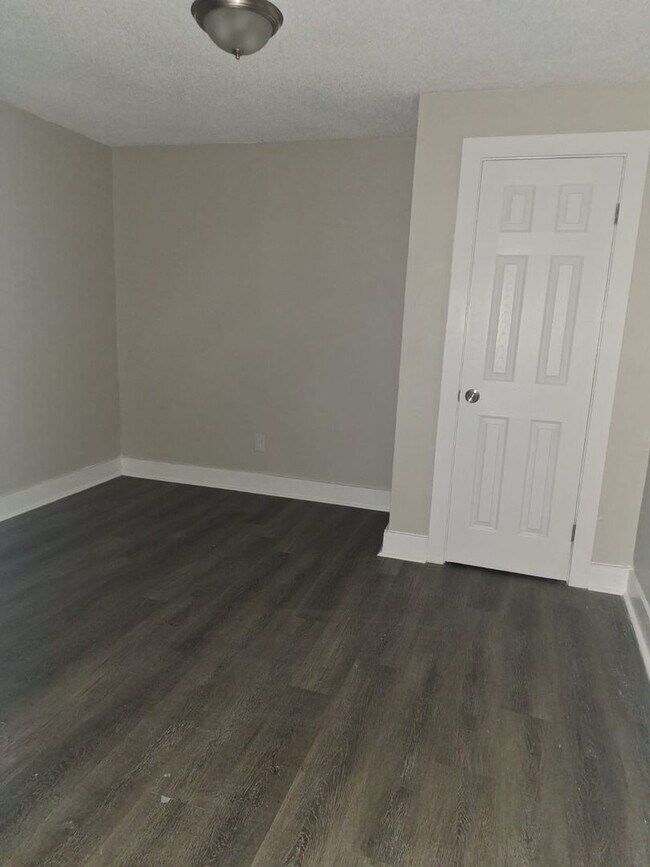 Foto del edificio - Fully Renovated House