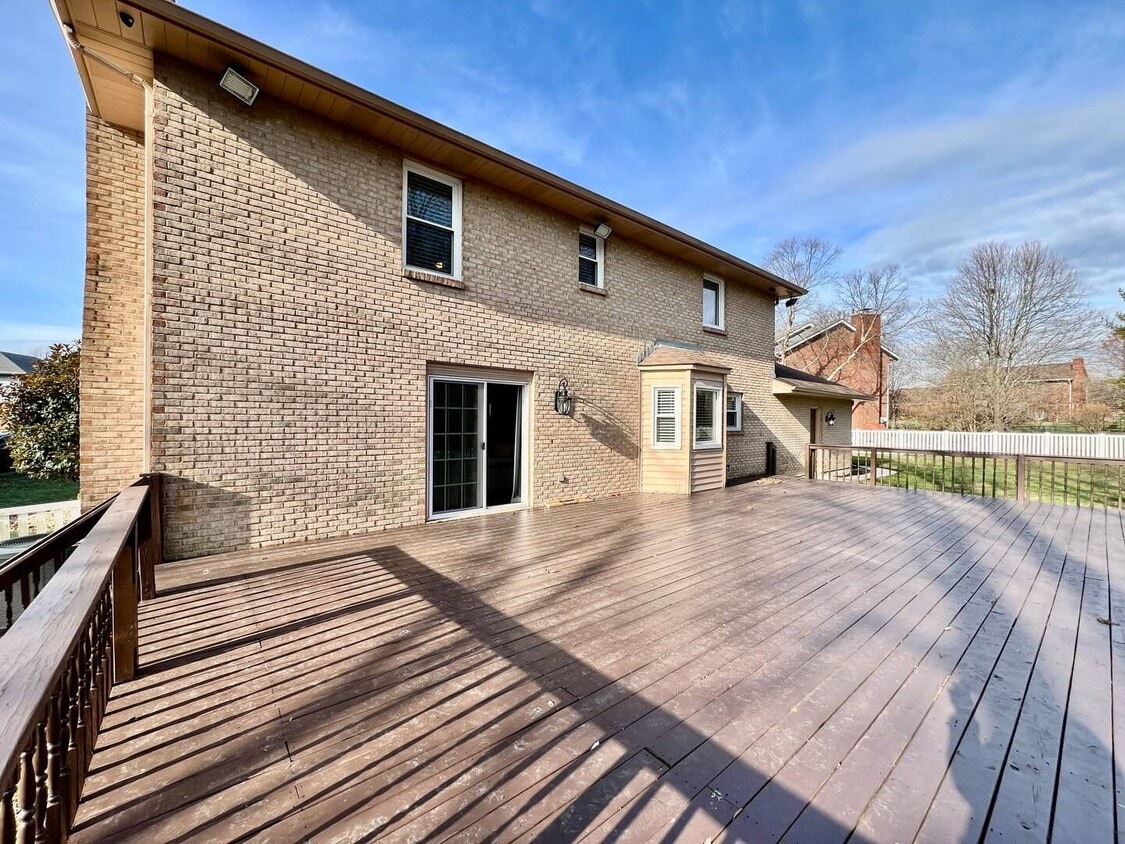 Foto principal - Executive home in West Chester Game Room H...