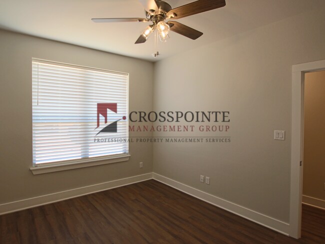 Foto del edificio - Luxury 3 Bedroom 2 Bath Townhomes in Bullard ISD!