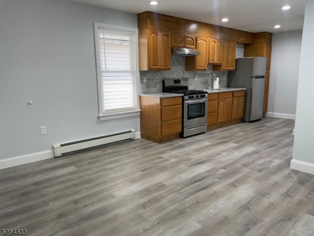 Building Photo - 153 Chilton St