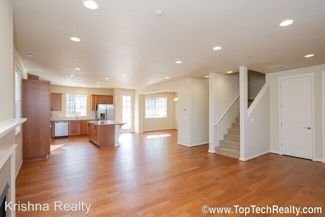 Foto del edificio - 4 br, 2.5 bath House - 15230 Northwest Mar...