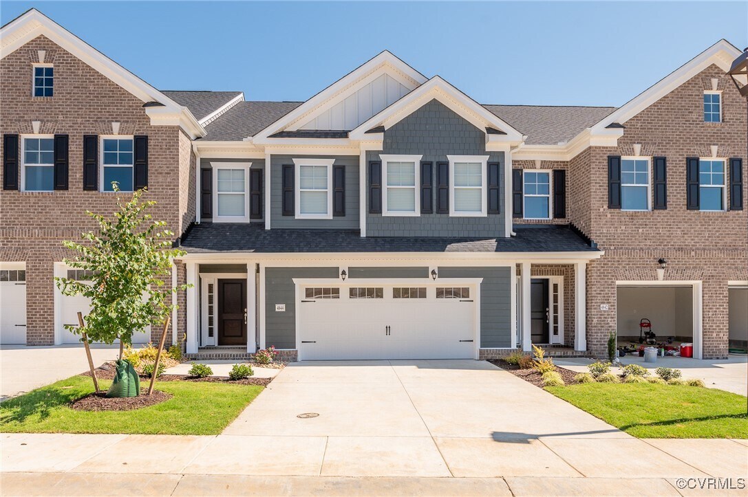 Foto principal - 4844 Wild Horse Ln