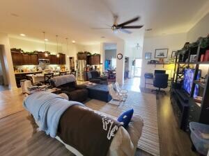 Foto del edificio - 9628 Misty Meadow Ln