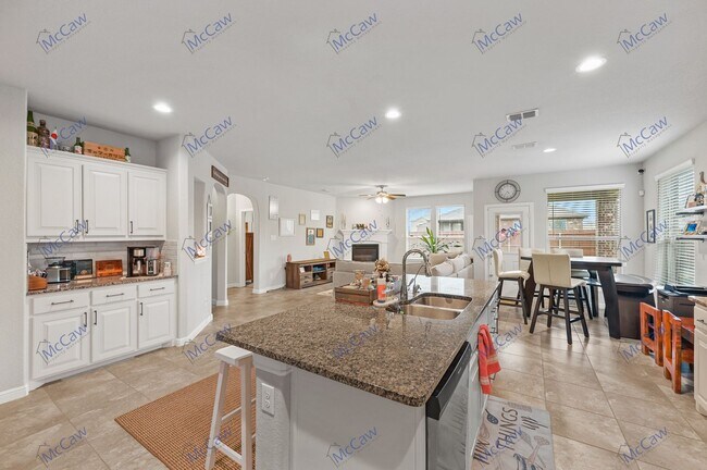 Foto del edificio - Charming 3-Bed 2-Bath Home in Saginaw!