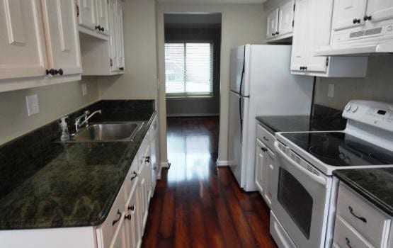 Building Photo - 726 Oakbrook Ridge Dr