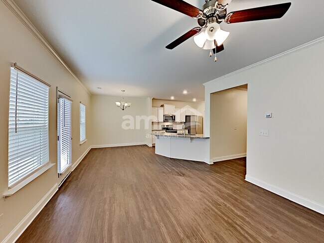 Building Photo - 604 Woodall Rd