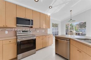 Foto del edificio - 14318 NW 15th St