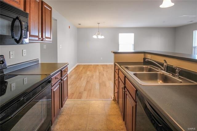 Building Photo - 200 Stonewall Creek Dr
