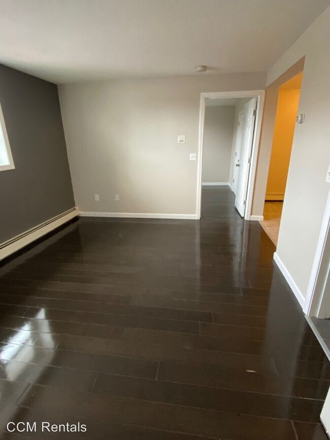 Building Photo - 671 Durfee St