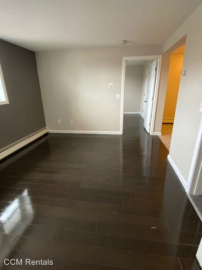 Foto del edificio - 671 Durfee St