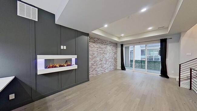Building Photo - 7871 W 51st Ave