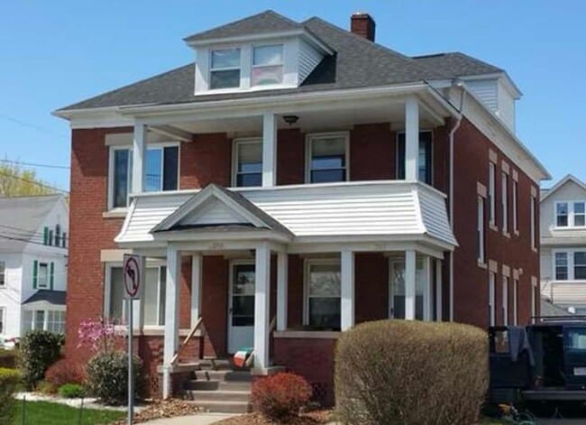 Building Photo - 2097 Northampton St