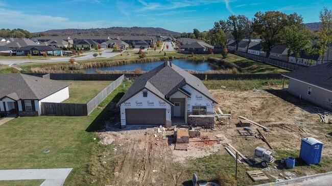 Building Photo - Gorgeous New Home Coming Soon!