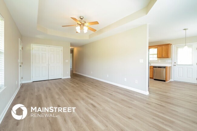 Building Photo - 373 Quail Hollow Rd