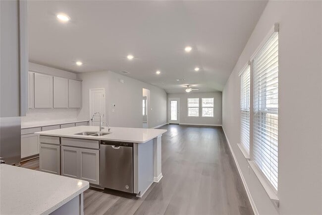 Foto del edificio - 12710 Autumn Bird Trl