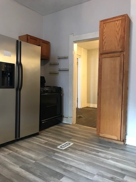 Building Photo - 837 Wright St