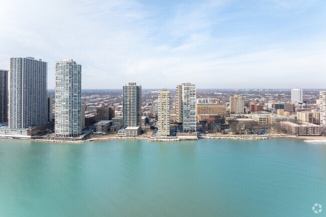 Contexto aéreo - Condominium on the Lake