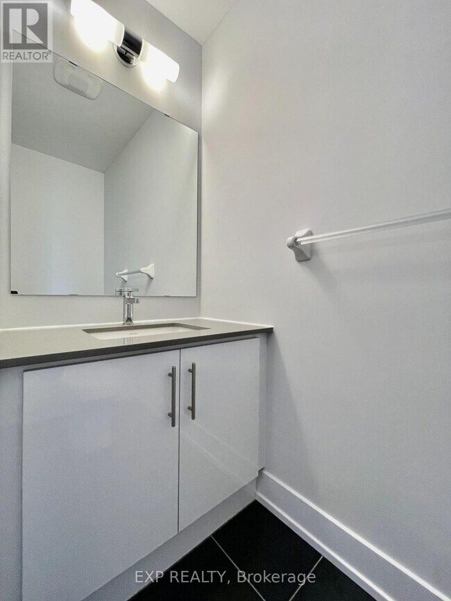 Photo du bâtiment - 9580 Islington Ave.