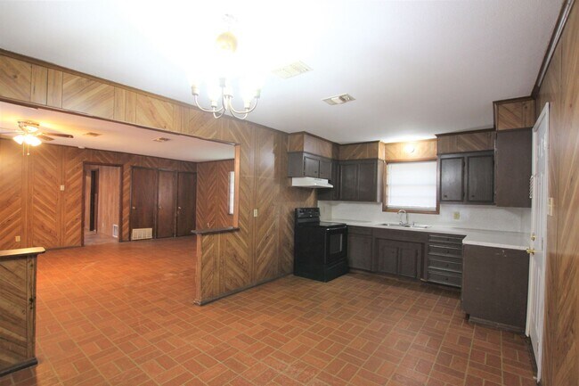 Foto del edificio - 1428 E Houston St