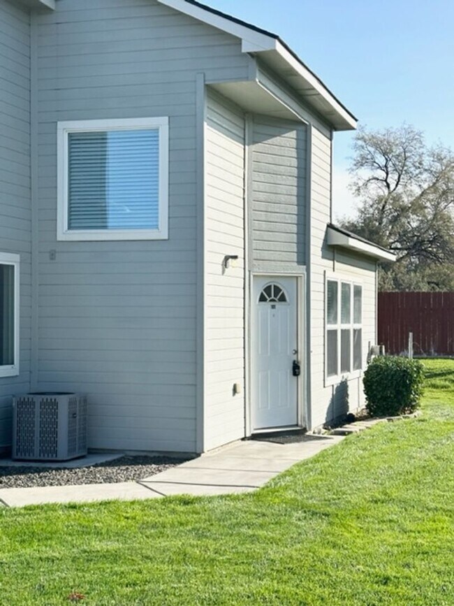 Foto del edificio - 3922 Idaho Ave