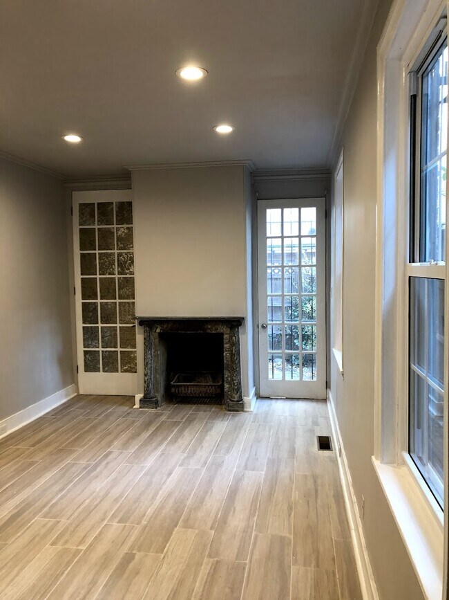 Formal Dining room, open to backyard - 419 S Carlisle St