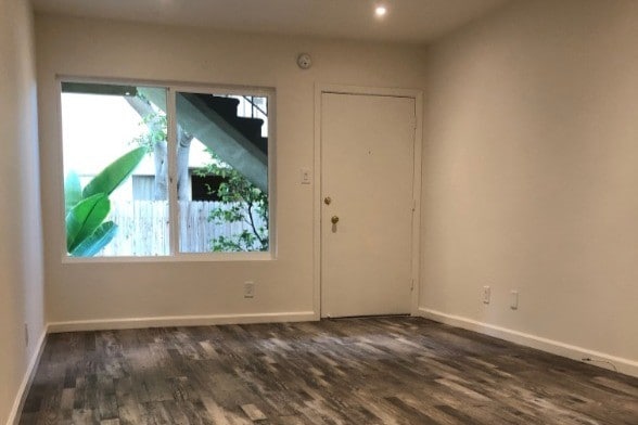 Building Photo - 4032 Inglewood Blvd