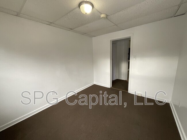 Foto del edificio - 284 W Jackson St