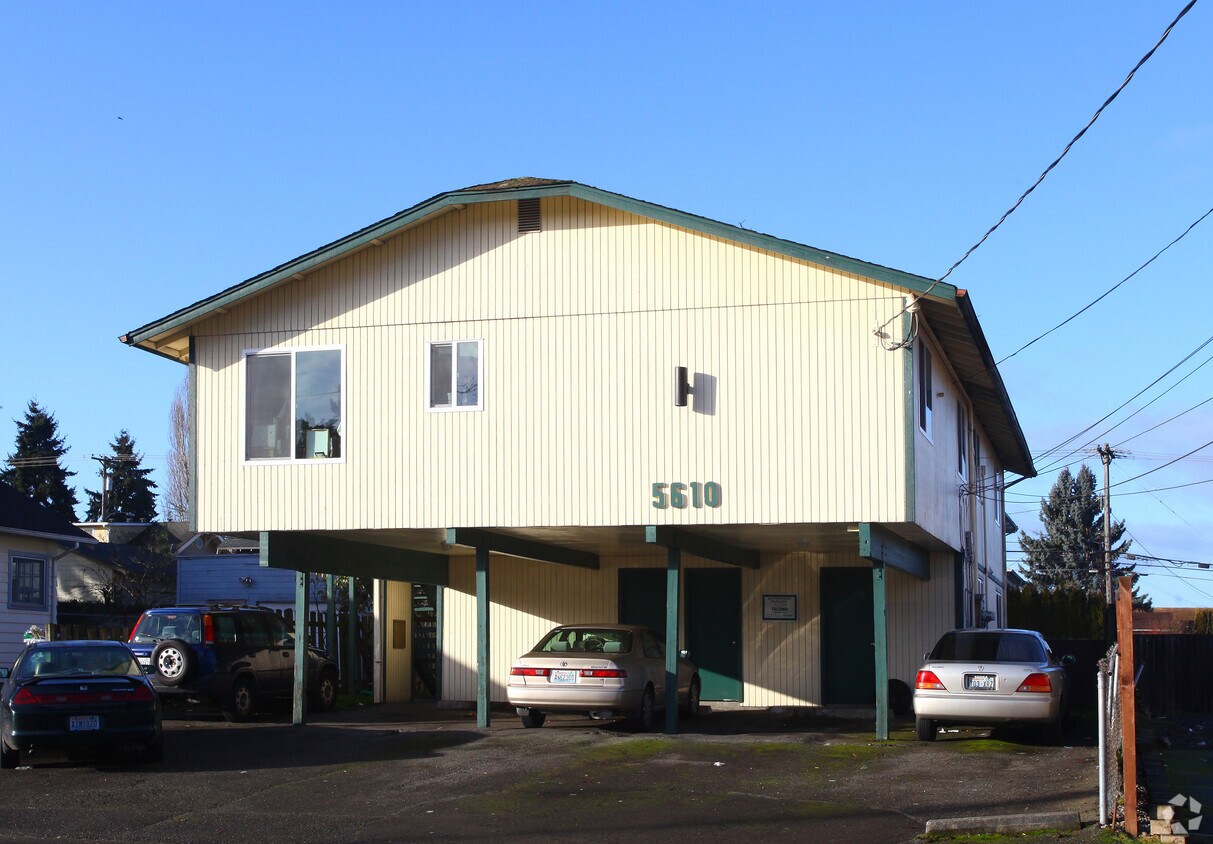 Primary Photo - 5610 S M St