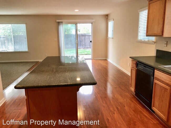 Foto del edificio - 4 br, 2.5 bath House - 6301 Mallard Court
