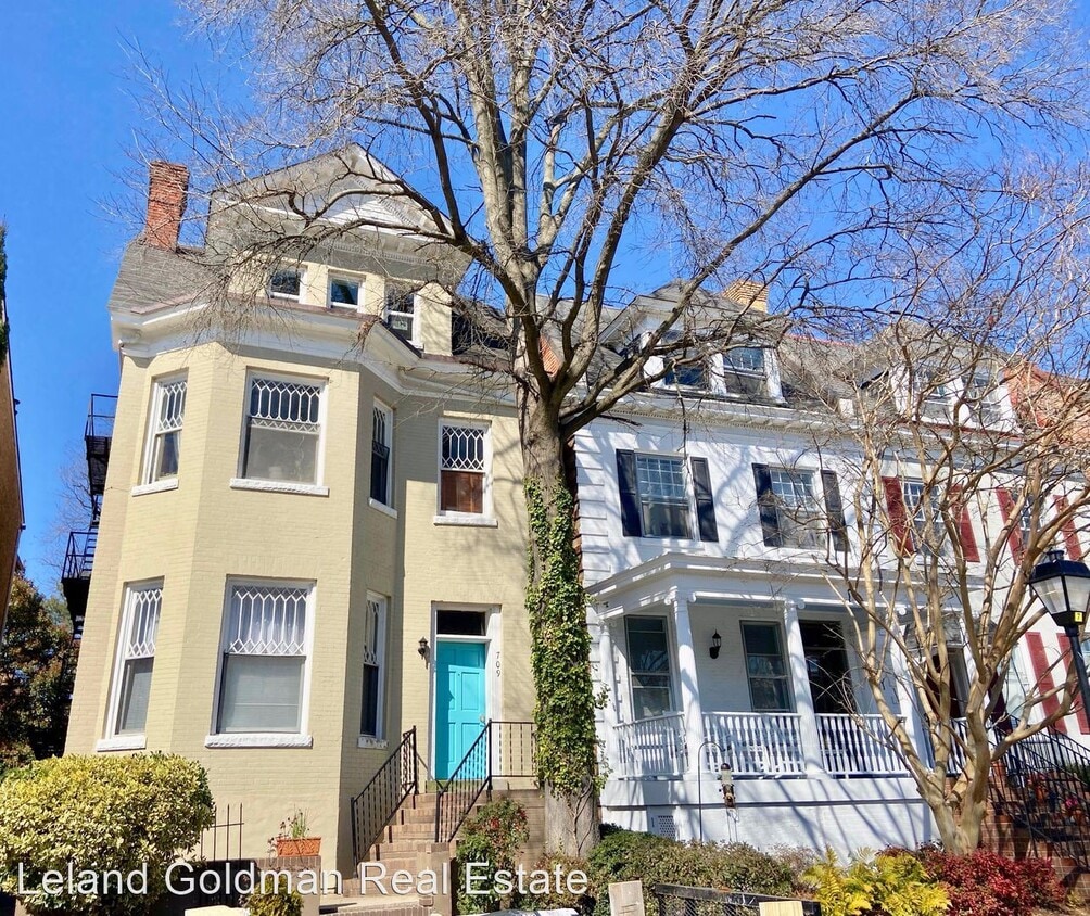Primary Photo - 1 br, 1 bath Apartment - 709 Stockley Gardens
