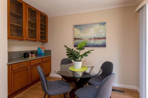 Foto del edificio - 16137 Loretta Ln
